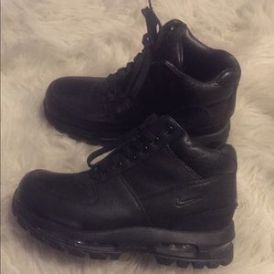 Nike Boots